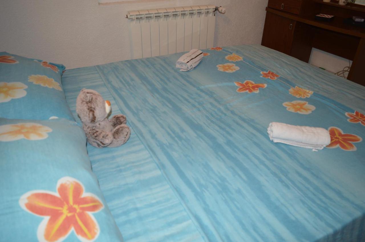 Vujas Village Pleasure Kotor Exterior foto