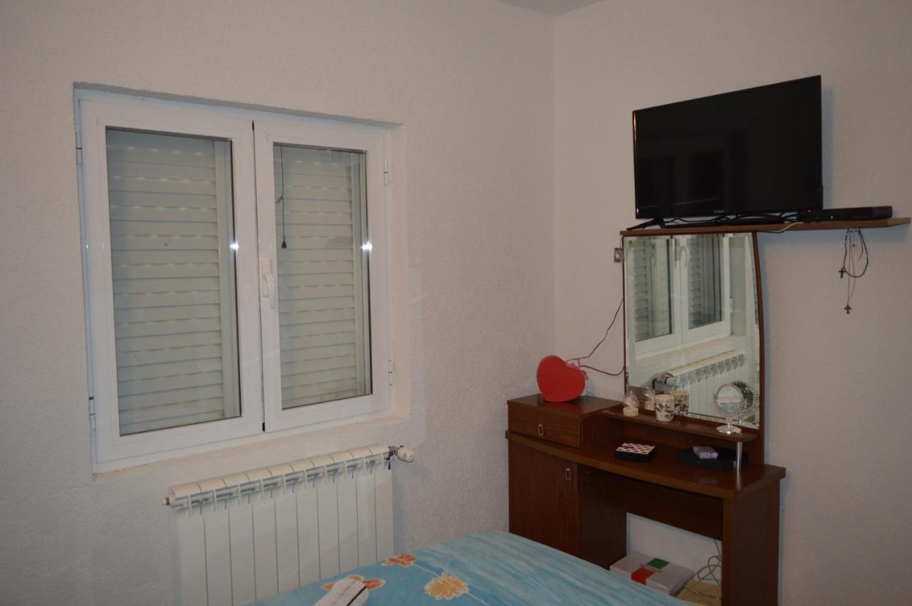Vujas Village Pleasure Kotor Exterior foto